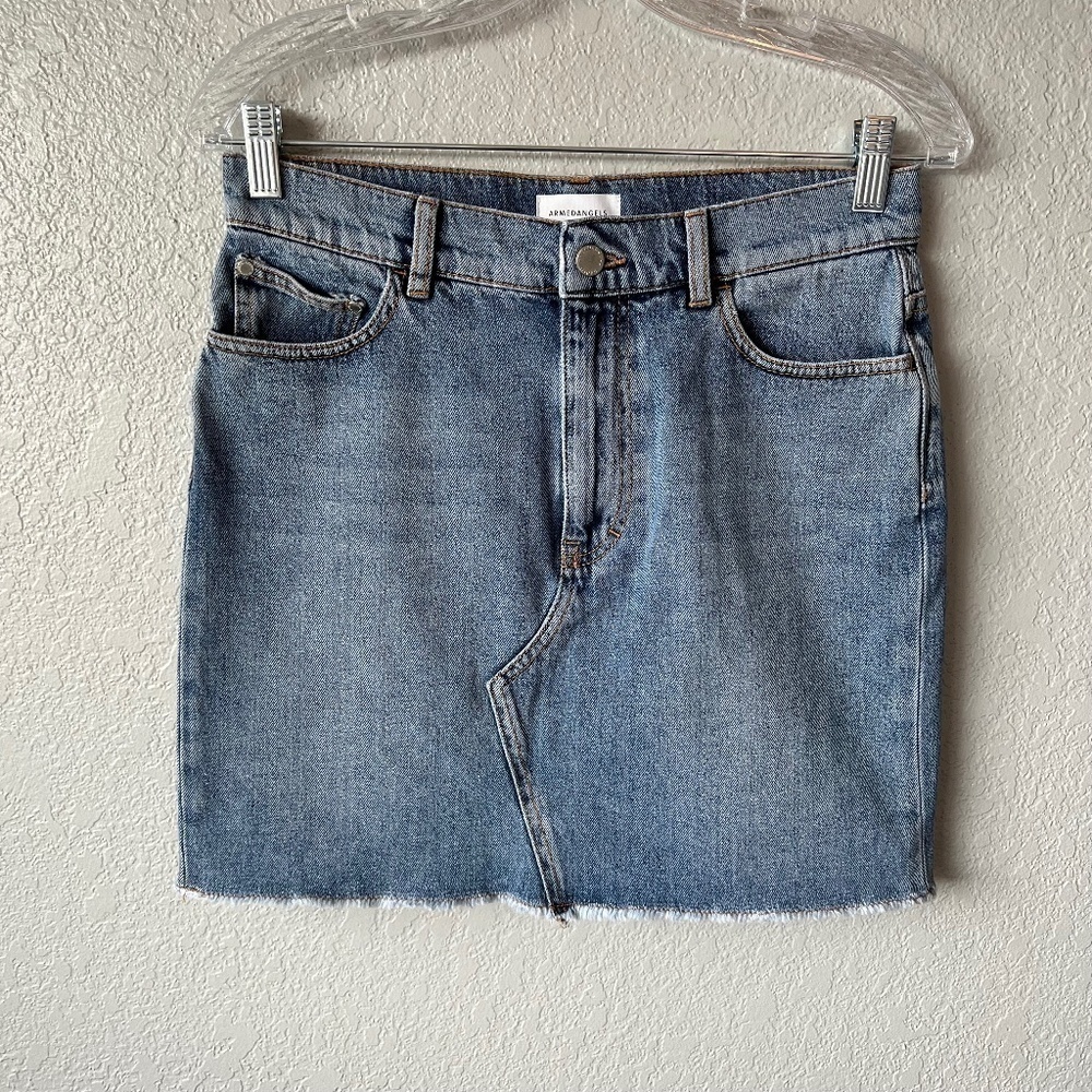 *FIRM PRICE* ARMEDANGELS frayed hem denim mini skirt